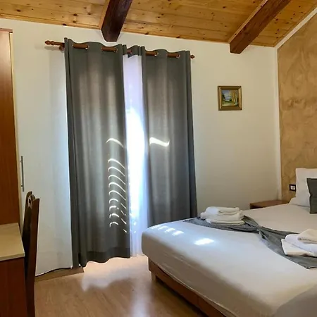 Bed and breakfast Doubleroom With Bathroom And Ac - 105 Poreč